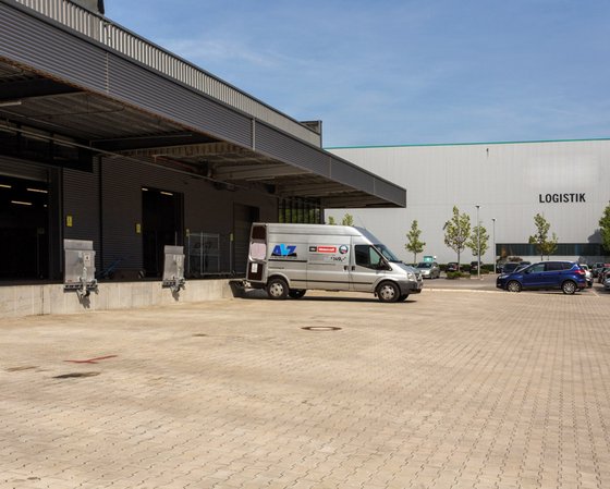 AVZ Auto-Teile-Vertriebs-Zentrum-GmbH 